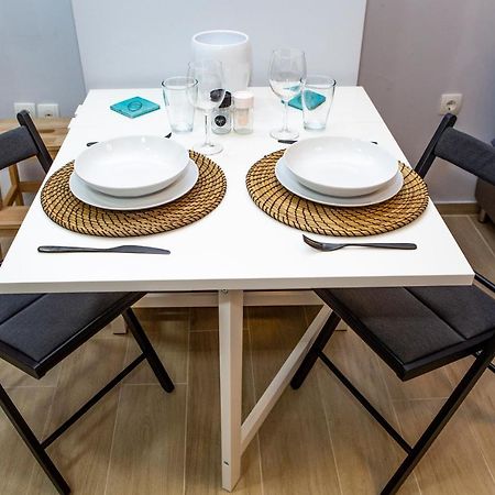 Studio Apartment With All Amenities In Kolonaki Atenas Exterior foto