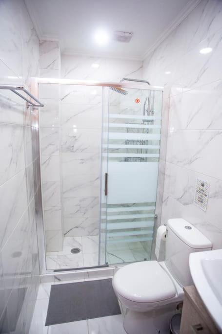 Studio Apartment With All Amenities In Kolonaki Atenas Exterior foto