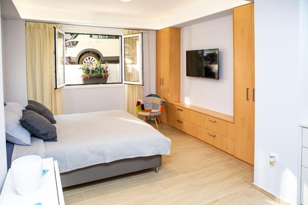 Studio Apartment With All Amenities In Kolonaki Atenas Exterior foto