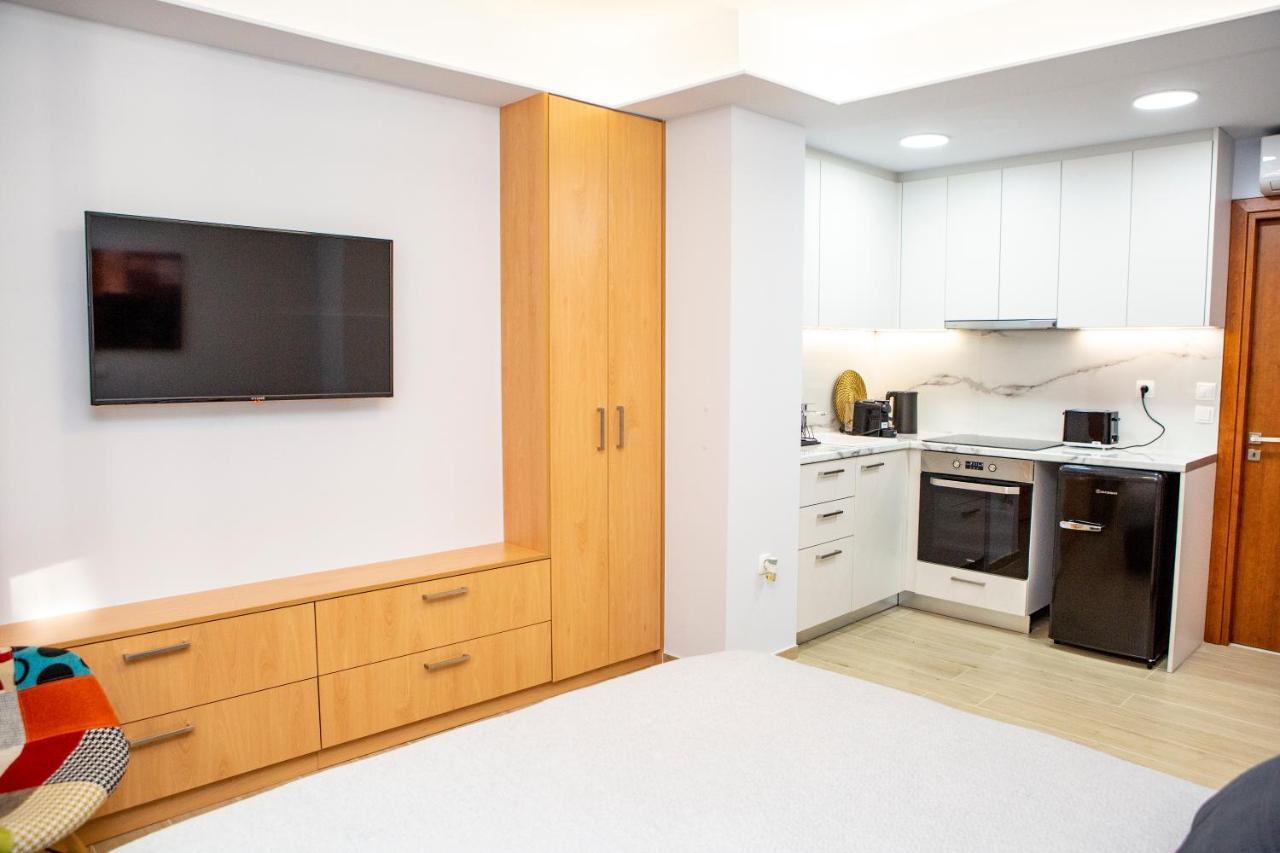 Studio Apartment With All Amenities In Kolonaki Atenas Exterior foto